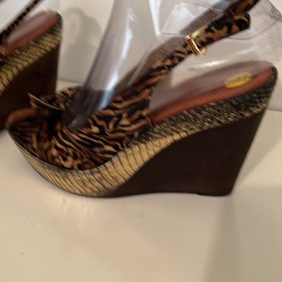 Sam Edelman SZ 7 Wedge Platform Peep Toe Sling Back Animal Print Mob Wife Heels - Picture 4 of 7